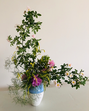 Load image into Gallery viewer, Ikebana, ephemeral beauty