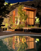 Load image into Gallery viewer, A lovers’ Perch