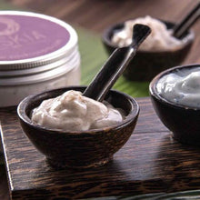 Load image into Gallery viewer, Saskia, nature in a bottle